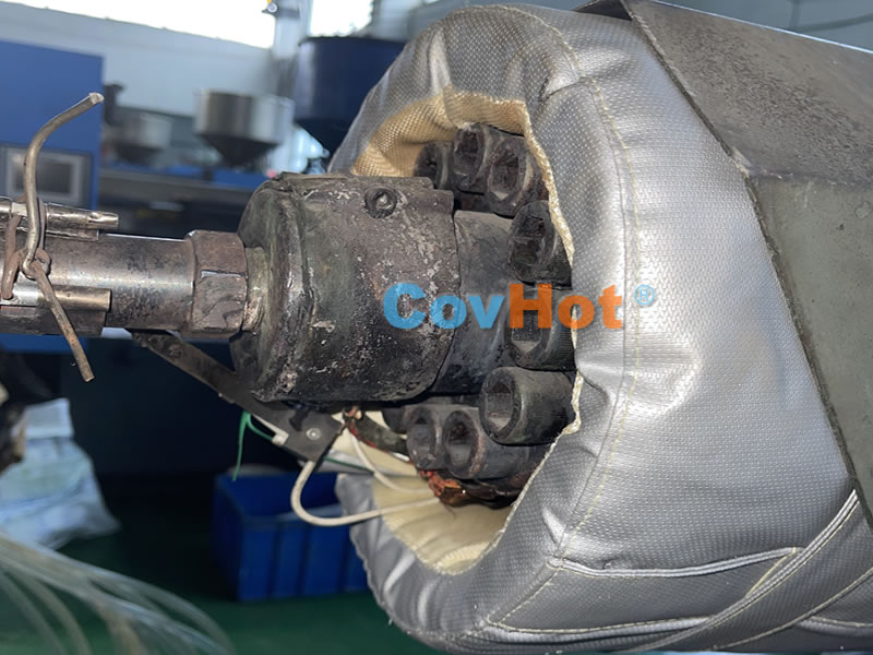 <a href=http://www.aajob.cn/e/tags/?tagname=%E6%B3%A8%E5%A1%91%E6%9C%BA%E4%BF%9D%E6%B8%A9 target=_blank class=infotextkey>注塑機保溫</a>,炮筒<a href=http://www.aajob.cn/e/tags/?tagname=%E4%BF%9D%E6%B8%A9%E5%A5%97 target=_blank class=infotextkey>保溫套</a>,方便檢修